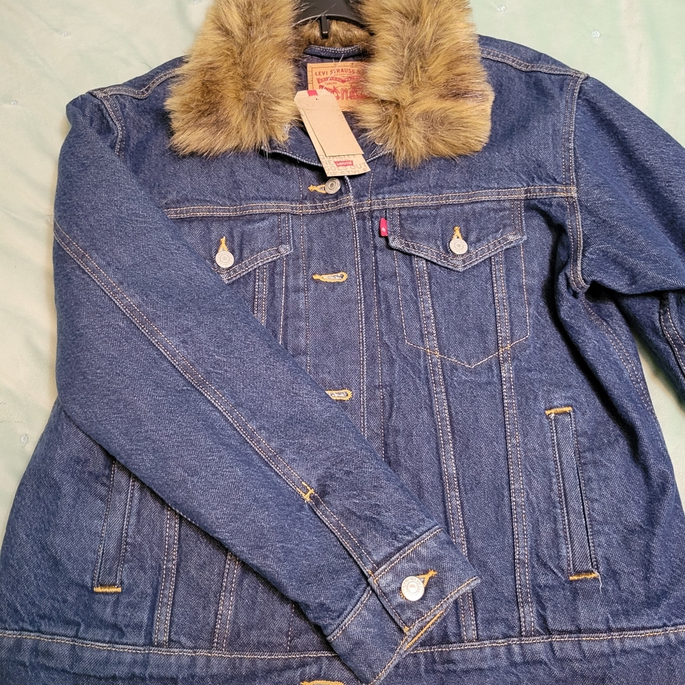 Womens Large Levi's denim jacket